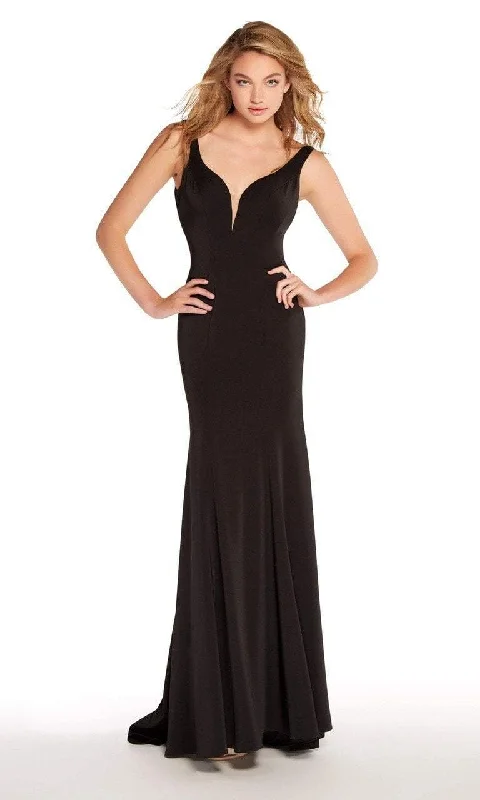 Custom Formal Dress TailorsAlyce Paris - Sleeveless V-Neck Stretch Crepe Train Gown 60002SC