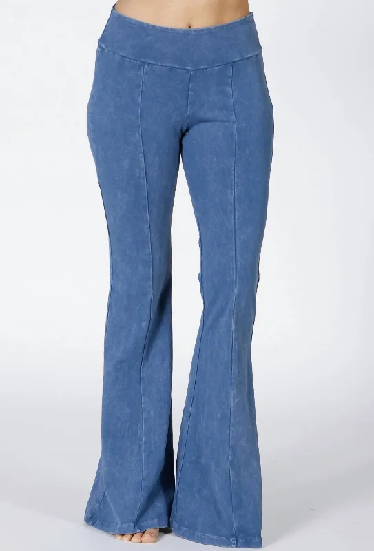 women's embroidered pantsNew Era Pants In Light Denim