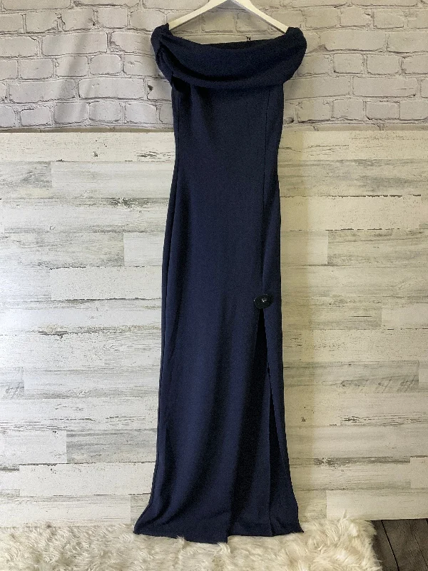 long party dressesDress Party Long By Clothes Mentor In Navy, Size: M