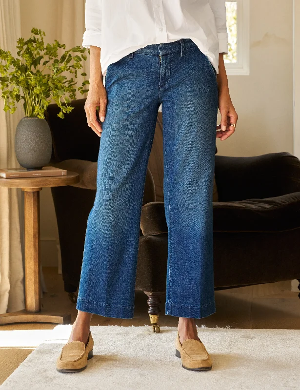 women's denim jeans for a trendy vibeWESTPORT 1984 Wash, Italian Dream Light Denim