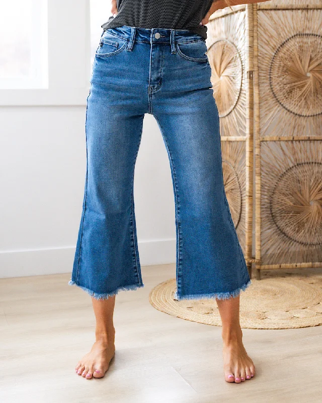 women's high-waisted denim jeansKanCan Time to Go Non Distressed Flare Capris FINAL SALE