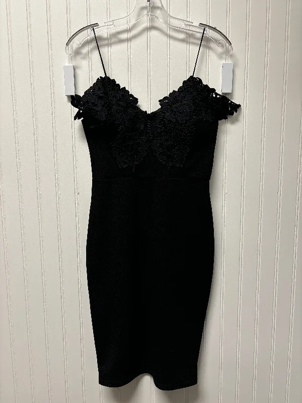 minimalist party dressesDress Party Short By Forever 21 In Black, Size: S