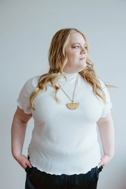 women's T-shirts made of polyesterMOCK NECK RIBBED TEE IN IVORY