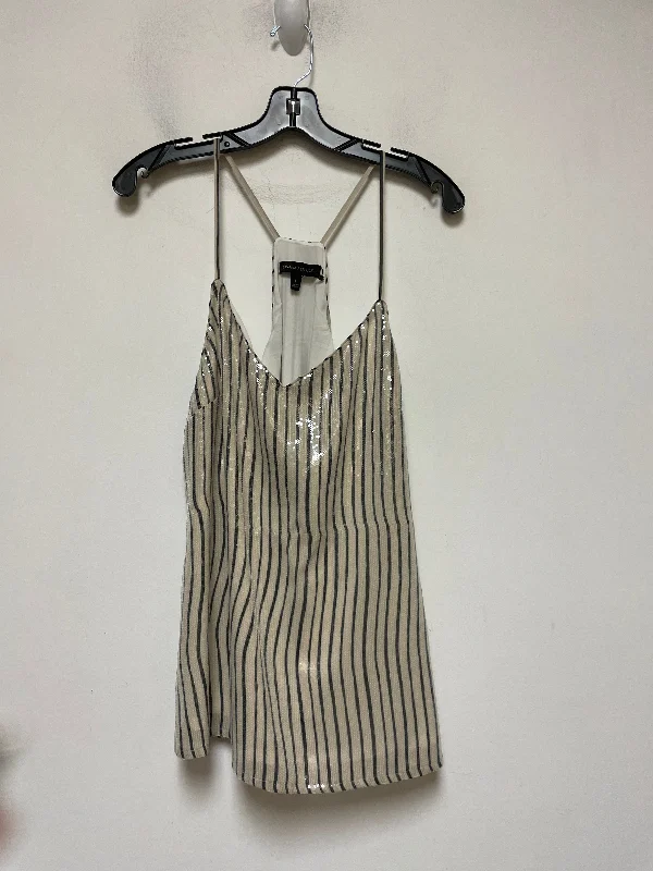 women's tops for those who want to stay warm and stylish during colder weatherStriped Pattern Top Sleeveless Banana Republic, Size L