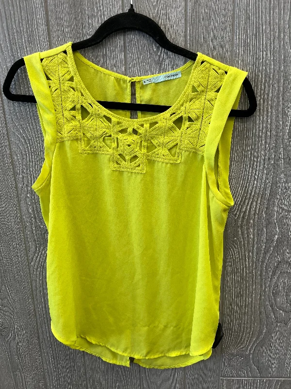 women's tops with cold-shoulder cutsYellow Top Sleeveless Maurices, Size S